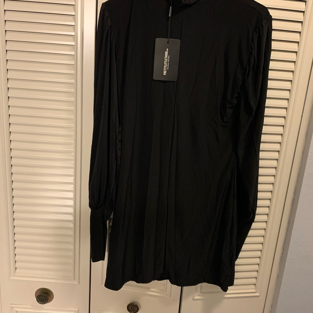 PRETTY LITTLE THING black Dress